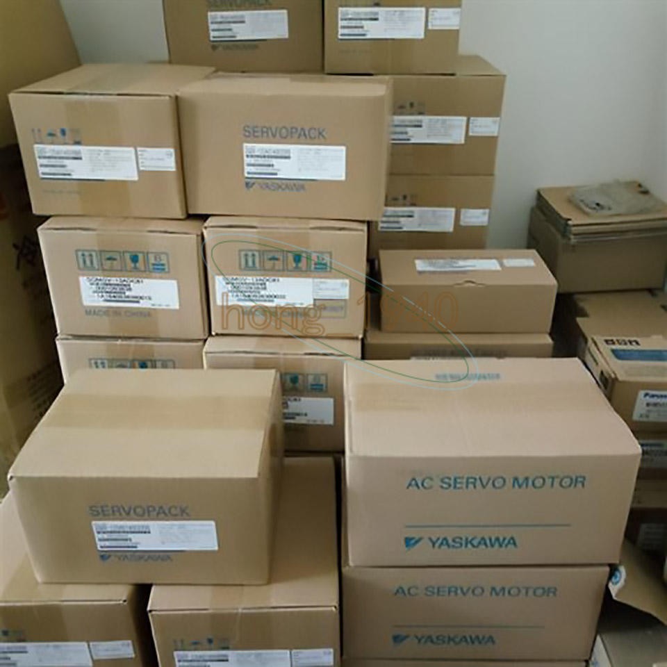 ONE NEW YASKAWA SERVO MOTOR SGMCS-02B3C41 SGMCS02B3C41