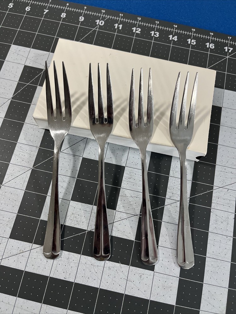 Reed & Barton Rebacraft OLDE LEXINGTON (4) Dinner Forks Stainless Flatware