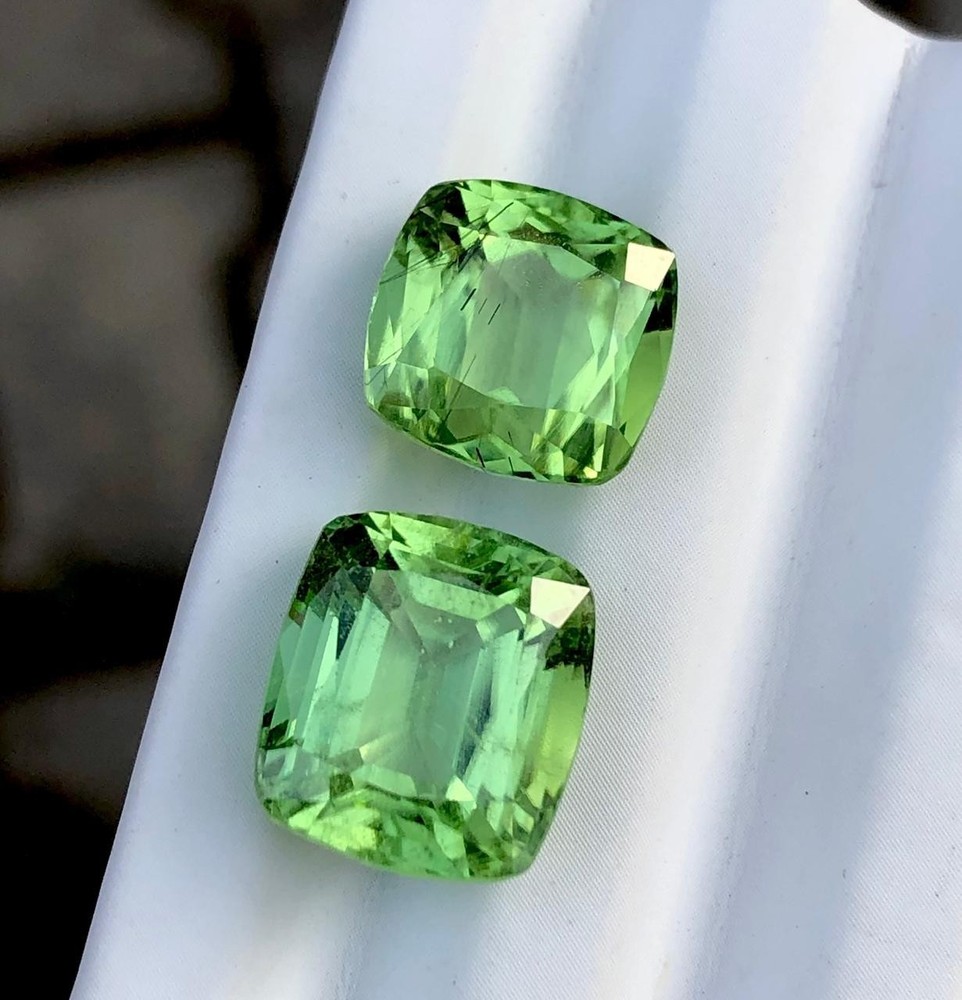 15.00 Carat Peridot Loose Gemstone From Pakistan