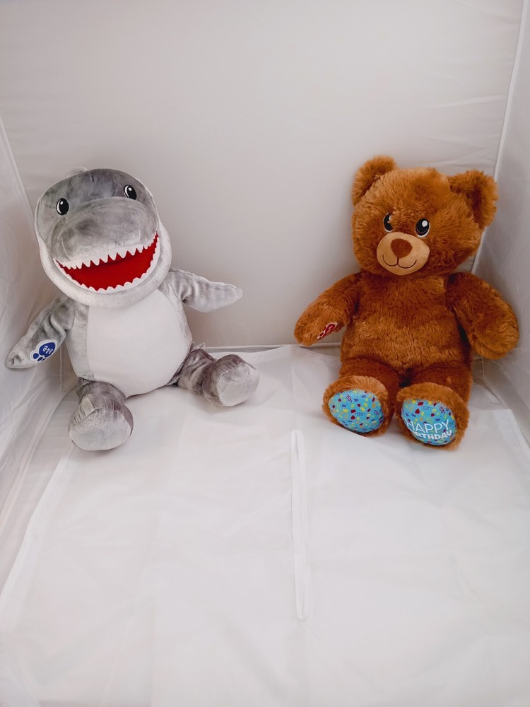 BUILD-A-BEAR Gray Toothy Great White Shark 15