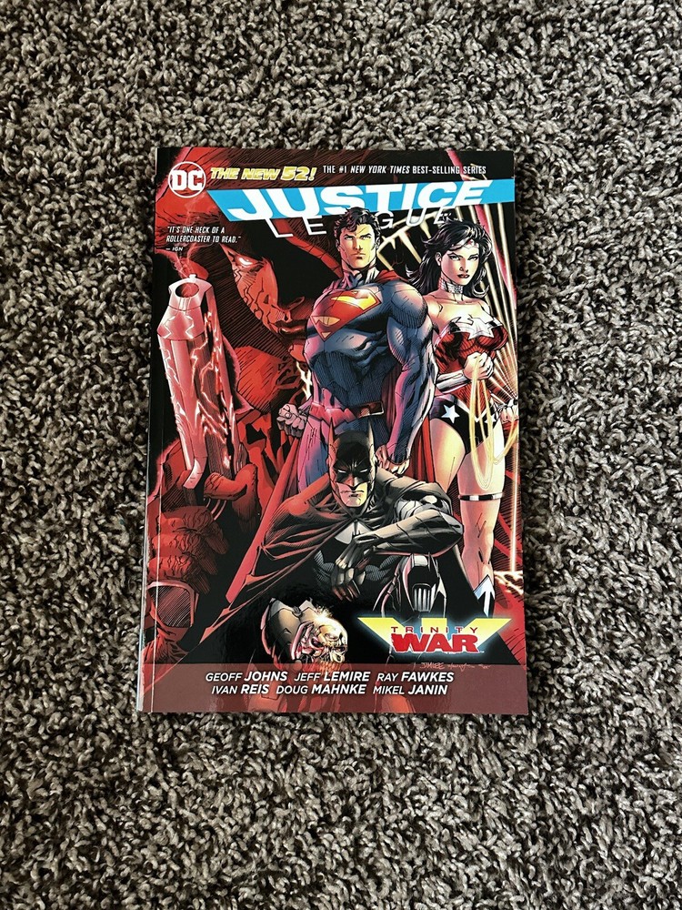 Justice League: Trinity War (DC Comics May 2014)