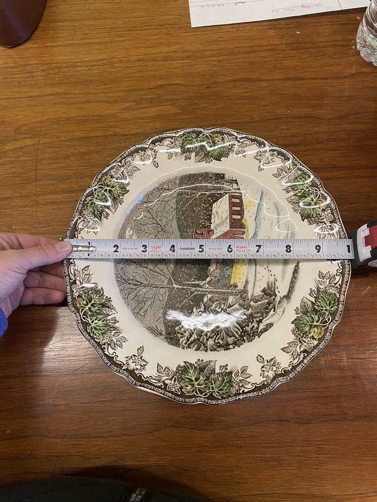 Johnson Bros Friendly Village The School House 9 7/8 Inch Dinner Plate C28