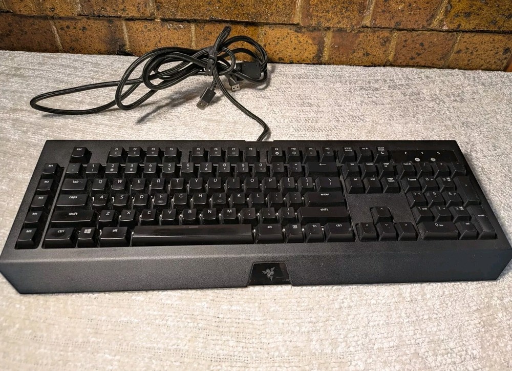 Razer Blackwidow Chroma V2 RZ03-0203 Gaming Keyboard