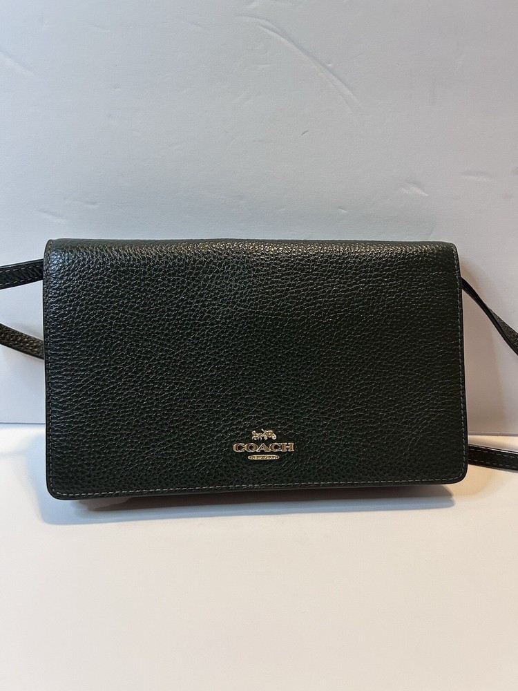 Coach Anna Pebble Leather Green Foldover Crossbody Clutch in Excellent Condition