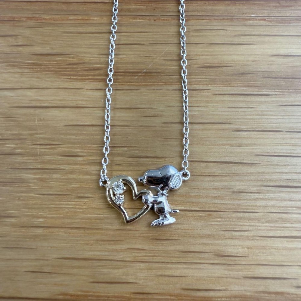 Vintage Snoopy & Woodstock Gold Tone Charm Accessory Set with Original Box