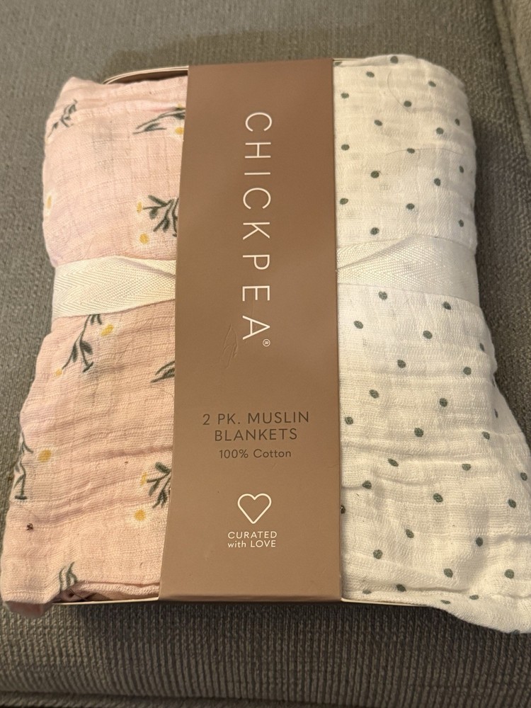 Chick Pea Muslin Baby Swaddle Blanket Set Pink Green Flowers Polka Dots NWT 2 Pk
