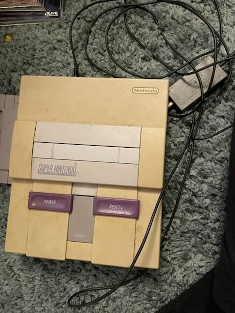 Super Nintendo System Tested  1 controller SNES Console NTSC NO AC ADAPTER