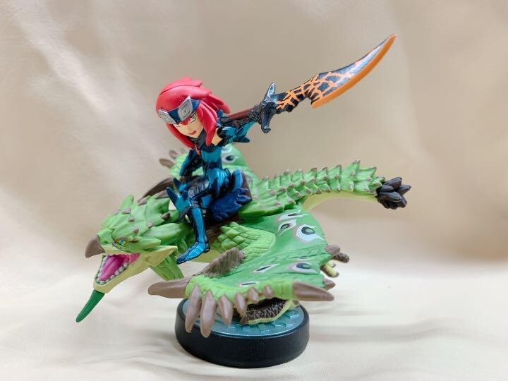 Amiibo Monster Hunter Stories Rathian & Cheval Nintendo 3DS Switch No Box