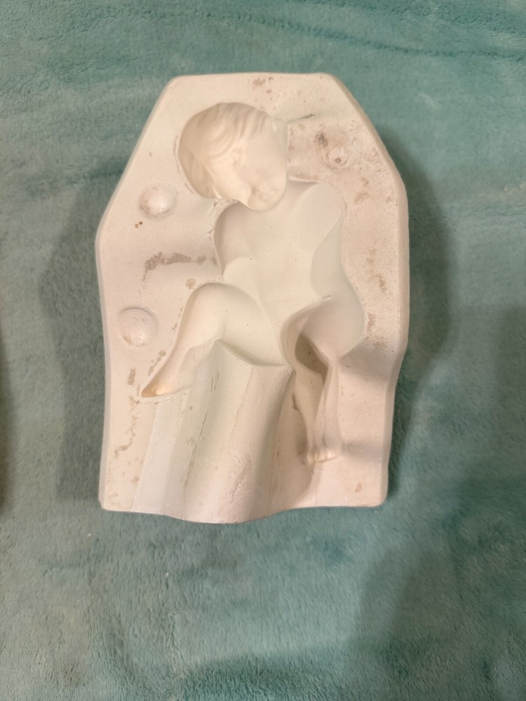 Cherub 'listing to shell' S2018 Scioto slip casting mold