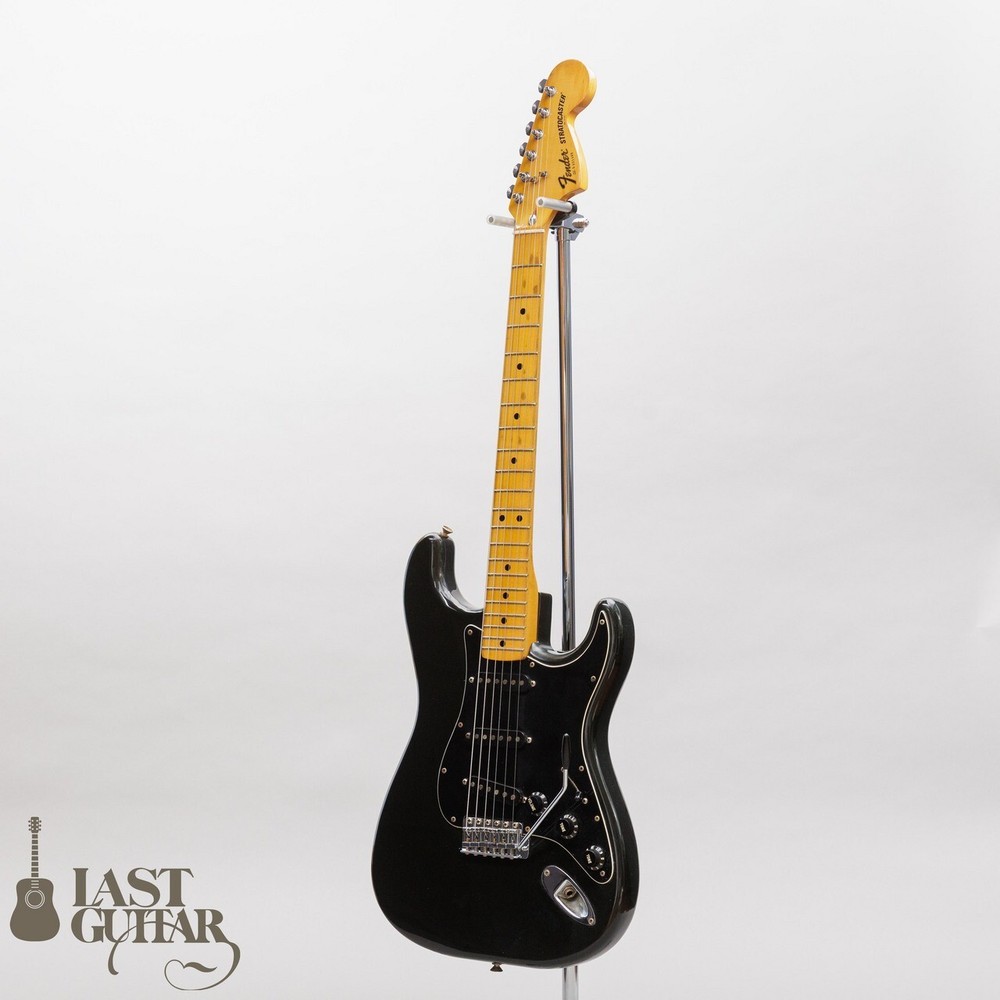 Fender Stratocaster '80 Black Maple Electric Guitar