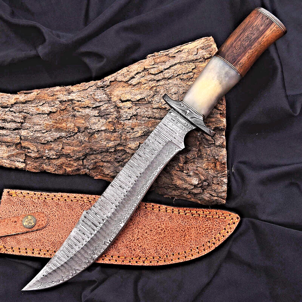 Custom made Hand Forged Damascus Steel Hunting Bowie Knife Survival 2914