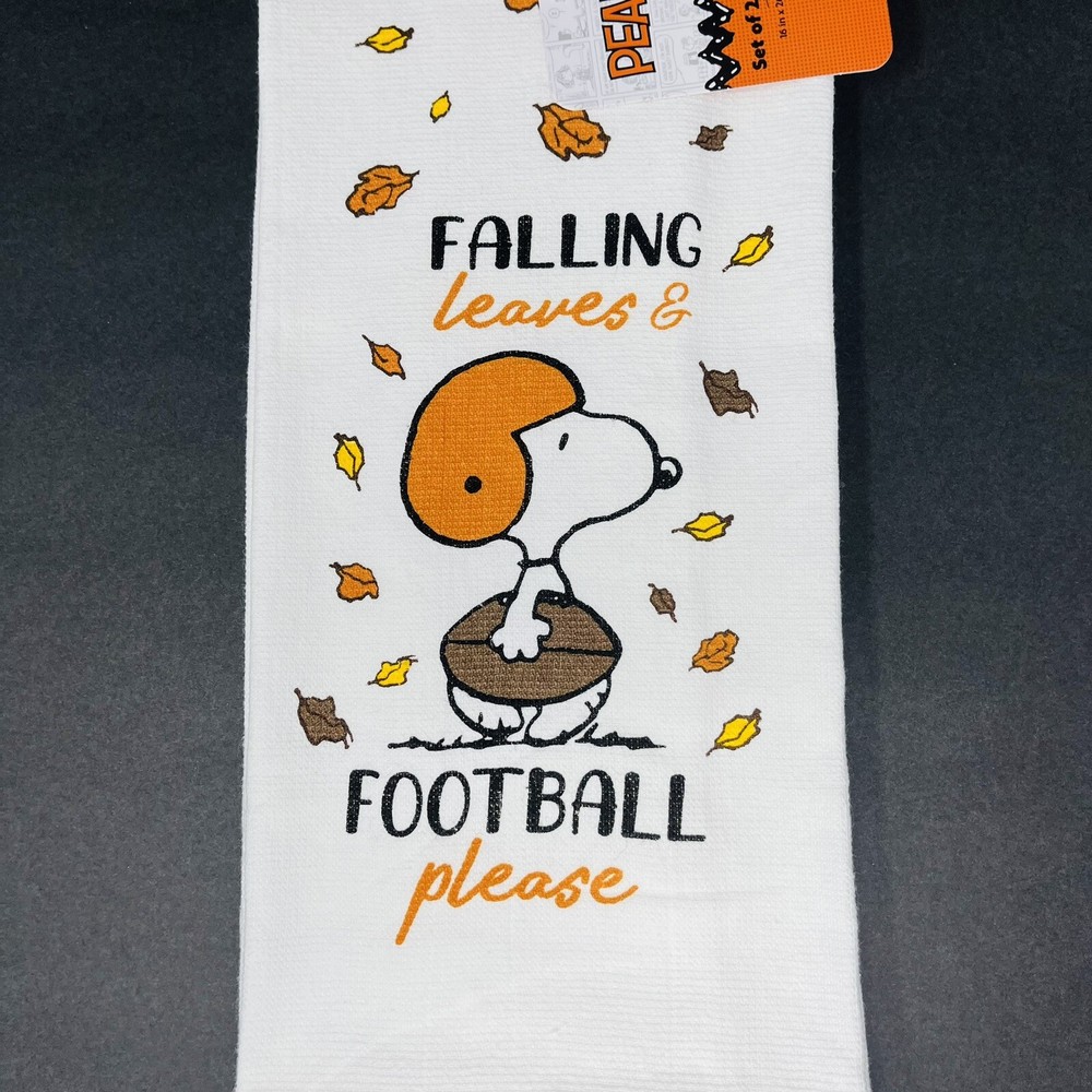 Snoopy 2-Pack Kitchen Towels Falling Leaves Football Design New