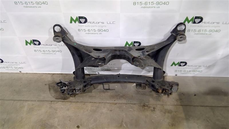 2018-2023 VOLVO XC40 2L FWD REAR SUBFRAME CROSSMEMBER CRADLE 32246360 44K