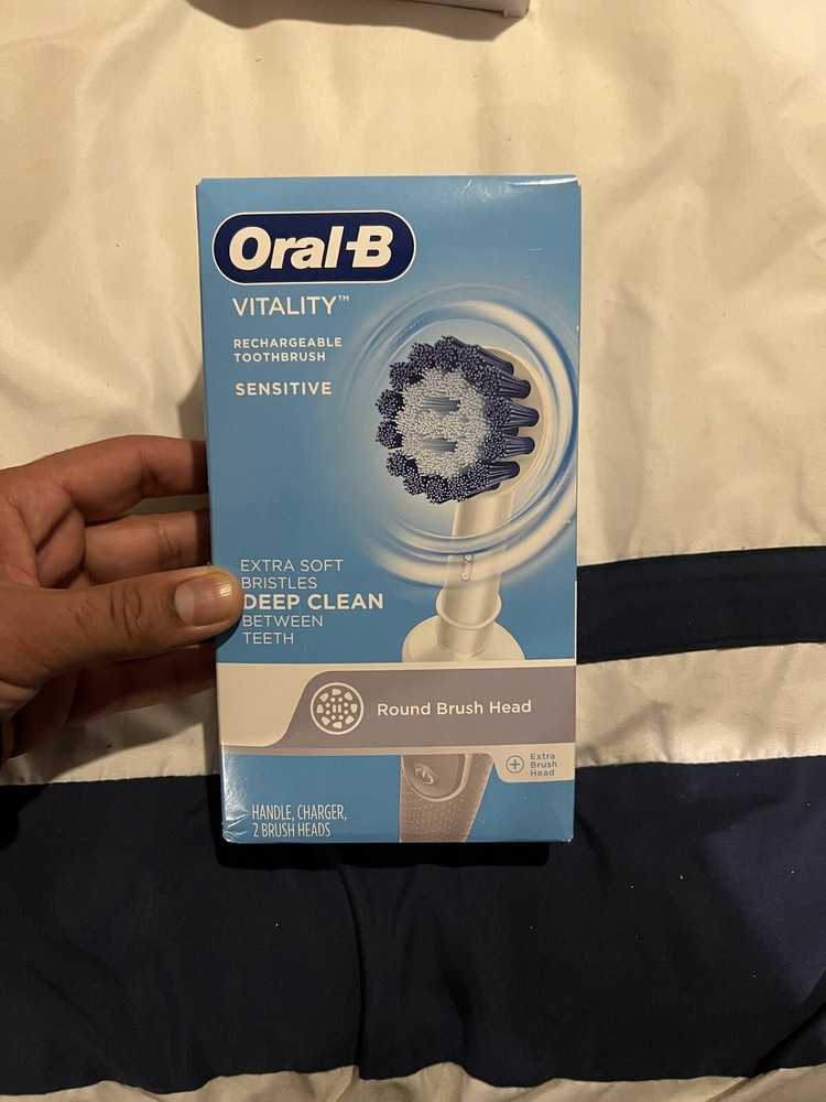 Oral B Vitality Round Brush Head Electric Toothbrush