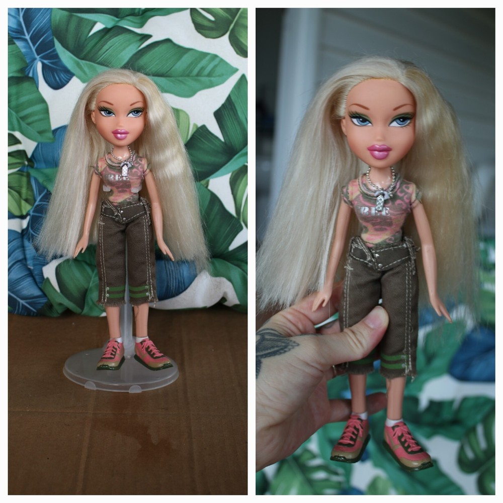 Bratz Adventure Girlz Cloe Fashion Doll with Stylish Outfit