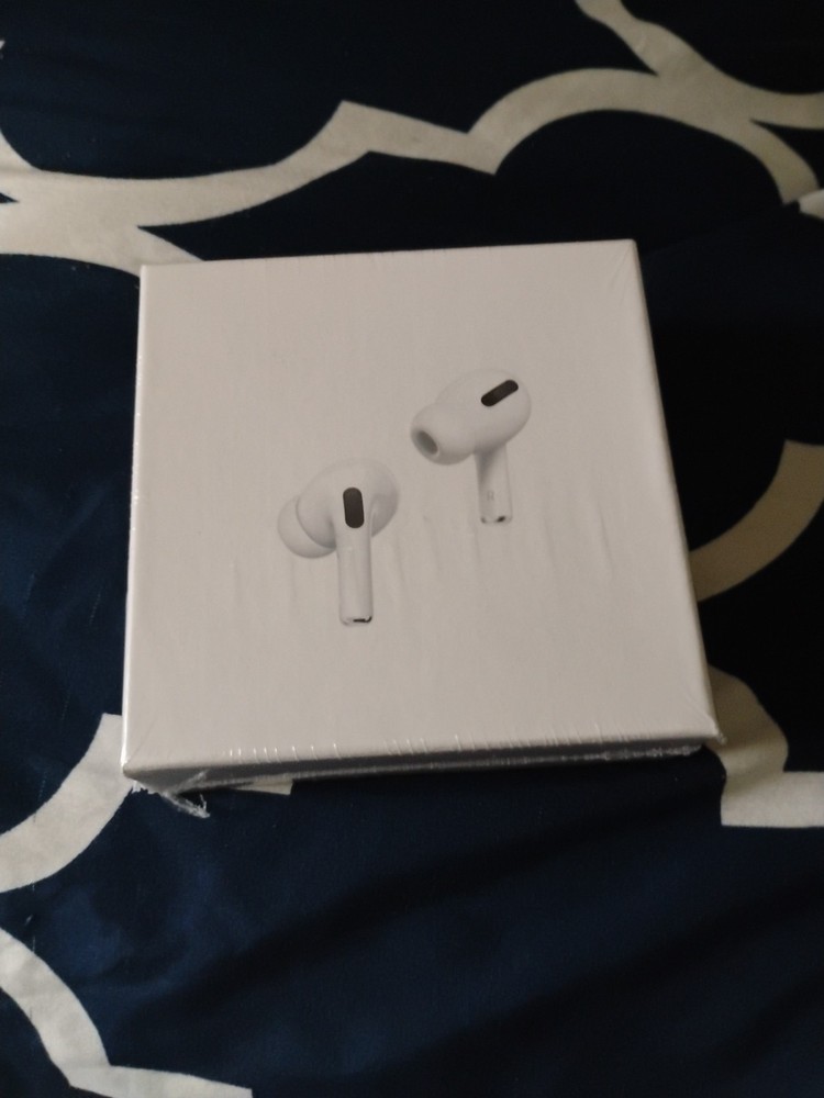 Bluetooth wireless earbuds with premium sound and long battery life