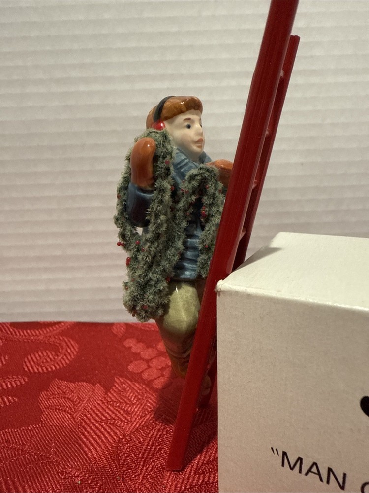 Retired Department 56 Snow Village “Man On Ladder Hanging Garland” #5116-0