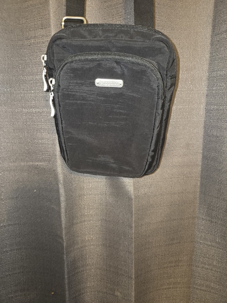 Baggallini Dual Zipper N/S Crossbody Bag Purse Black