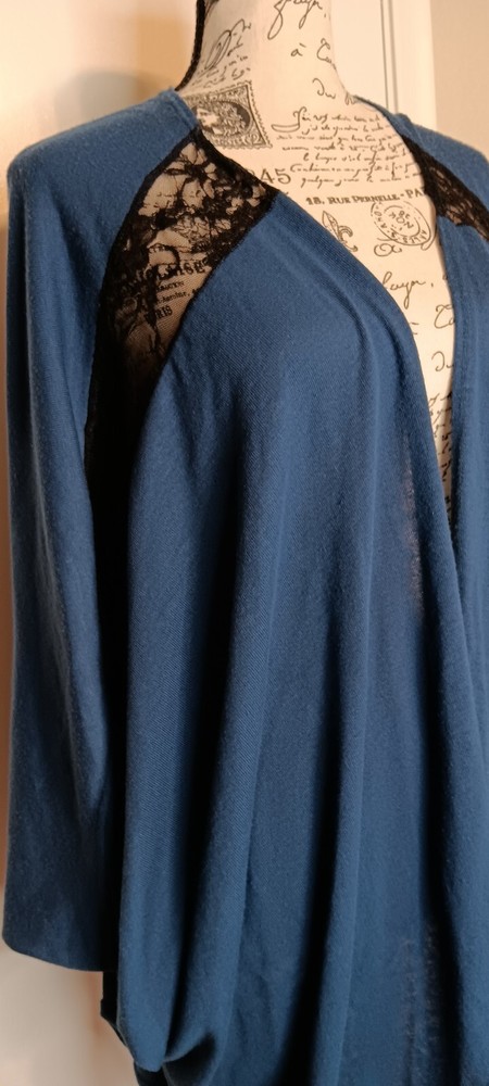 Marvel Mighty Fine Cardigan Sweater Blue Black Lace Eagle Avengers Logo Large XL