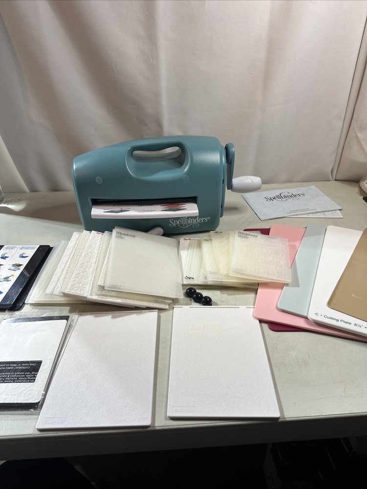 Spellbinders Grand Calibur Die Cutting & Embossing Machine W/ 40+ Plates And Cut