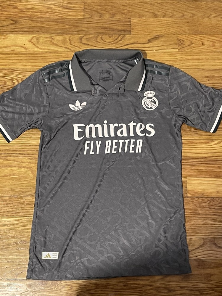 ADIDAS REAL MADRID THIRD JERSEY PLAYER VERSION 2024/25