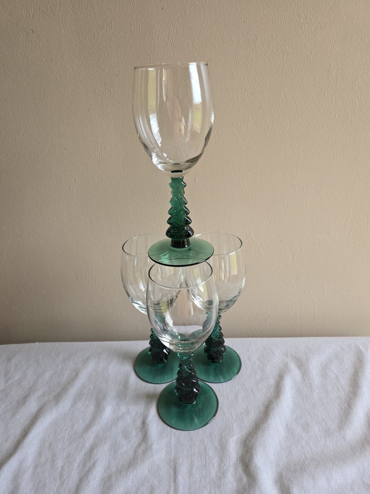 Set Of 4 VTG Libbey Glass Co. Clear/Green Christmas Tree Stemmed Water Goblets