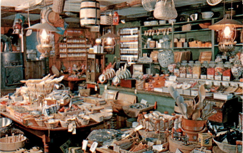 MOULTONBORO CORNER, NEW HAMPSHIRE, Old Country Store, Since Postcard