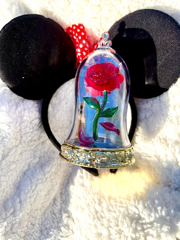 Disney Princess Belle Rose Light Up Wallflower Plug from Bath & Body Works