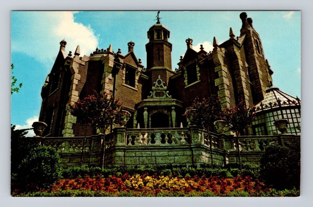 Vintage Walt Disney World Haunted Mansion Orlando Florida PC Postcard