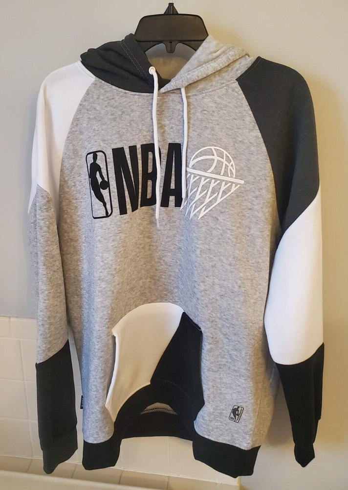 NWT NBA logo Men's Pullover Hoodie Gray Size Large