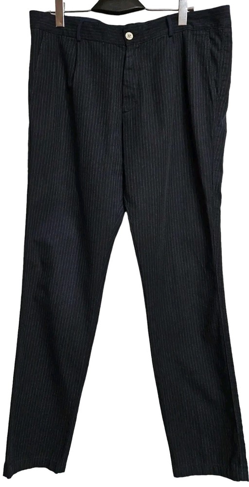 THOMAS BURBERRY Stylish Designer Men's Trousers Made of Thin Striped Denim