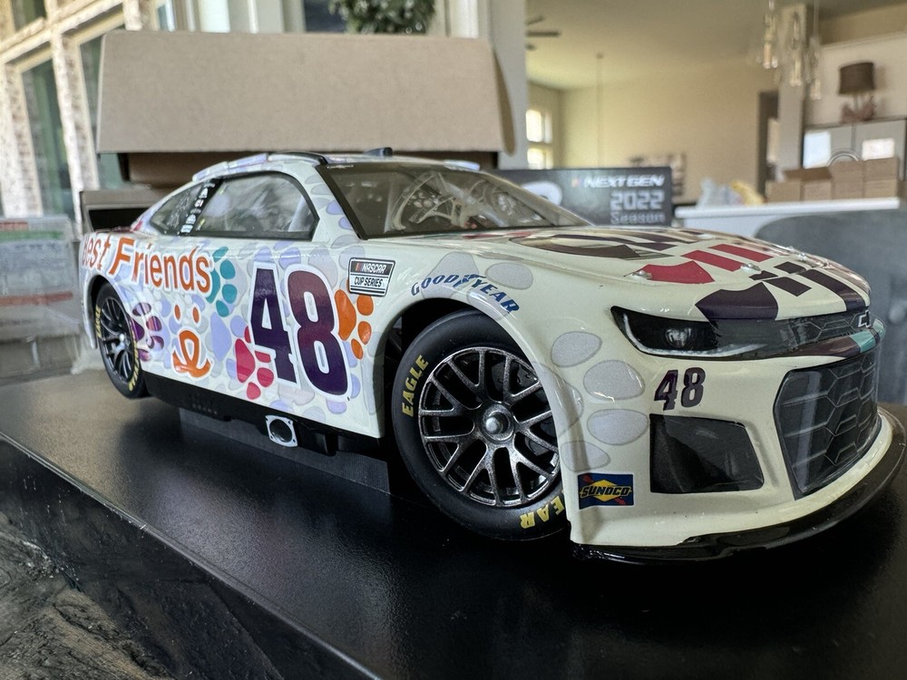 Alex Bowman 2022 Autographed #48 Ally Best Friends Nascar Lionel 1/24 Diecast