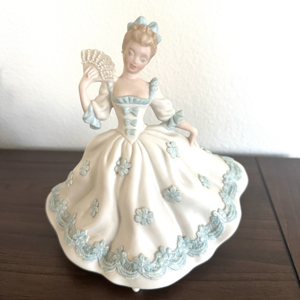Vintage Porcelain Doll 1995 Pearls Fan 3D Flowers