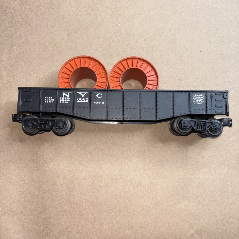 LIONEL O Gauge New York Central Black Gondola Car with Cable Reels  