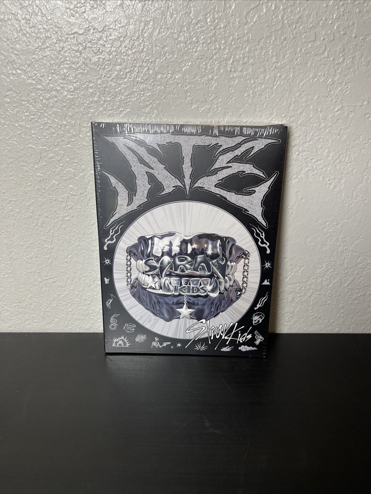 STRAY KIDS ATE (CHK CHK Ver.) (Signed Exclusive) Album Signed Postcard ✅🆕