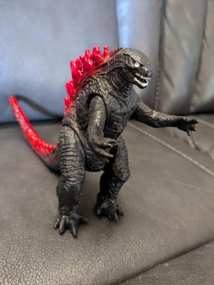 Godzilla King of the Monsters 6×12