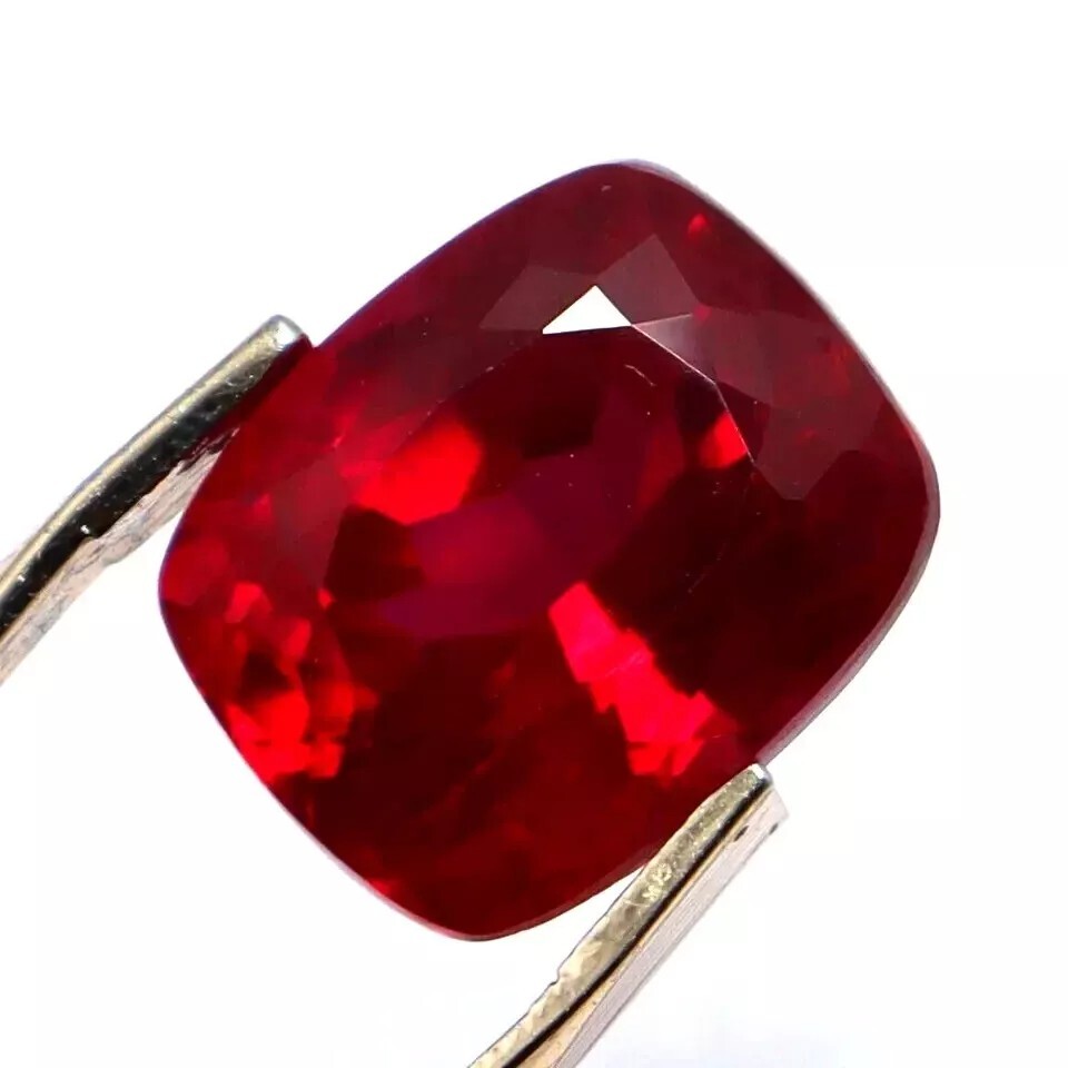 10 Ct Natural Pigeon Blood Red Ruby Cushion Cut Certified Loose Gem