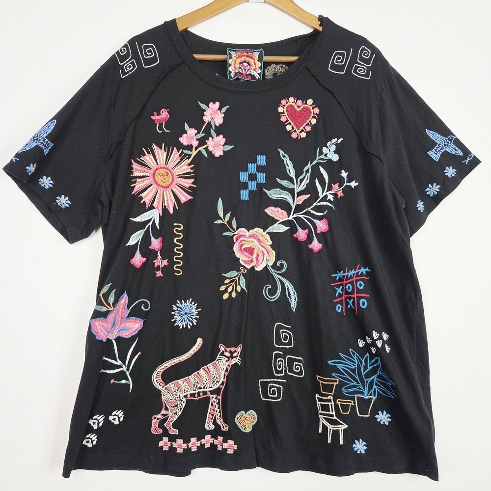 Johnny Was 1X Black Embroidered Tee Floral Cat Peacock Short Sleeve