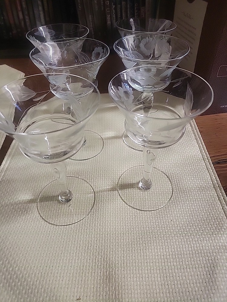 Vintage crystal etched leaf cocktail coupes -set of 6