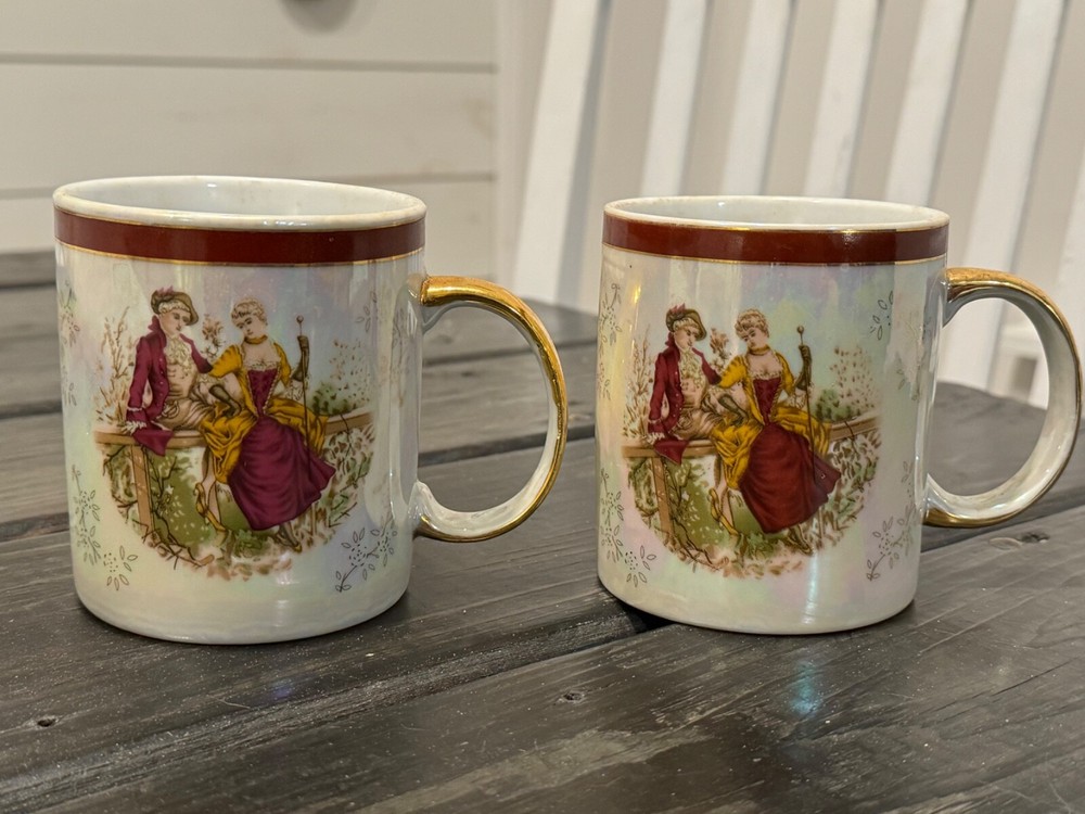 2 Vintage pair of Romeo & Juliet Coffee cups / mugs with Gold style accents !
