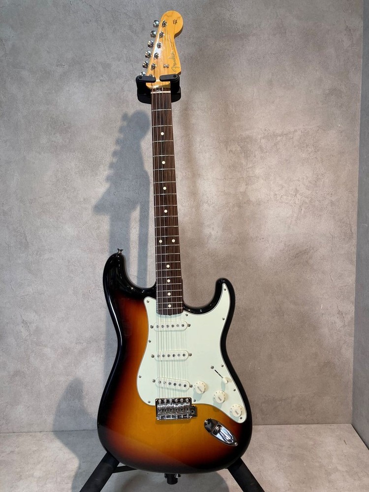 Fender Traditional 60S Stratocaster 2017
