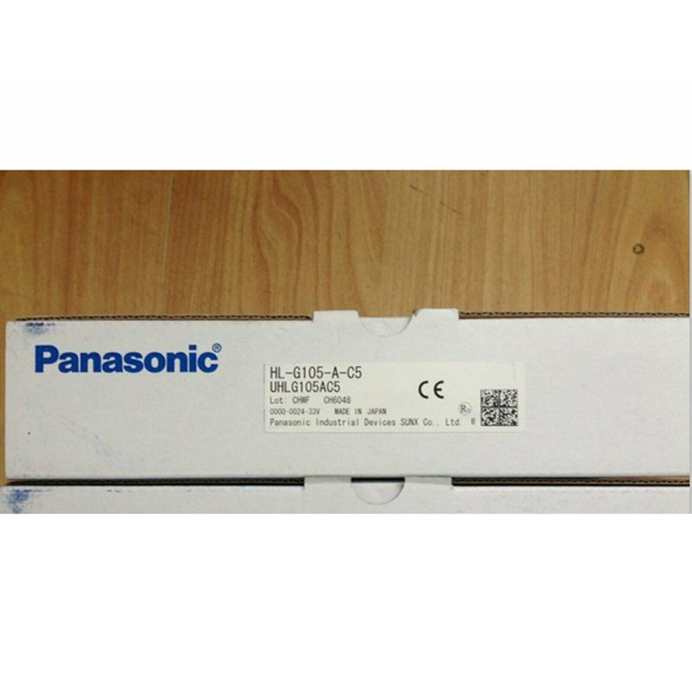 New In Box 1PC Panasonic Laser displacement sensor HL-G105-A-C5