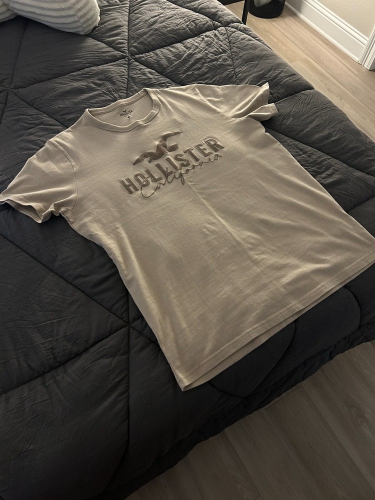 Large Beige Hollister shirt