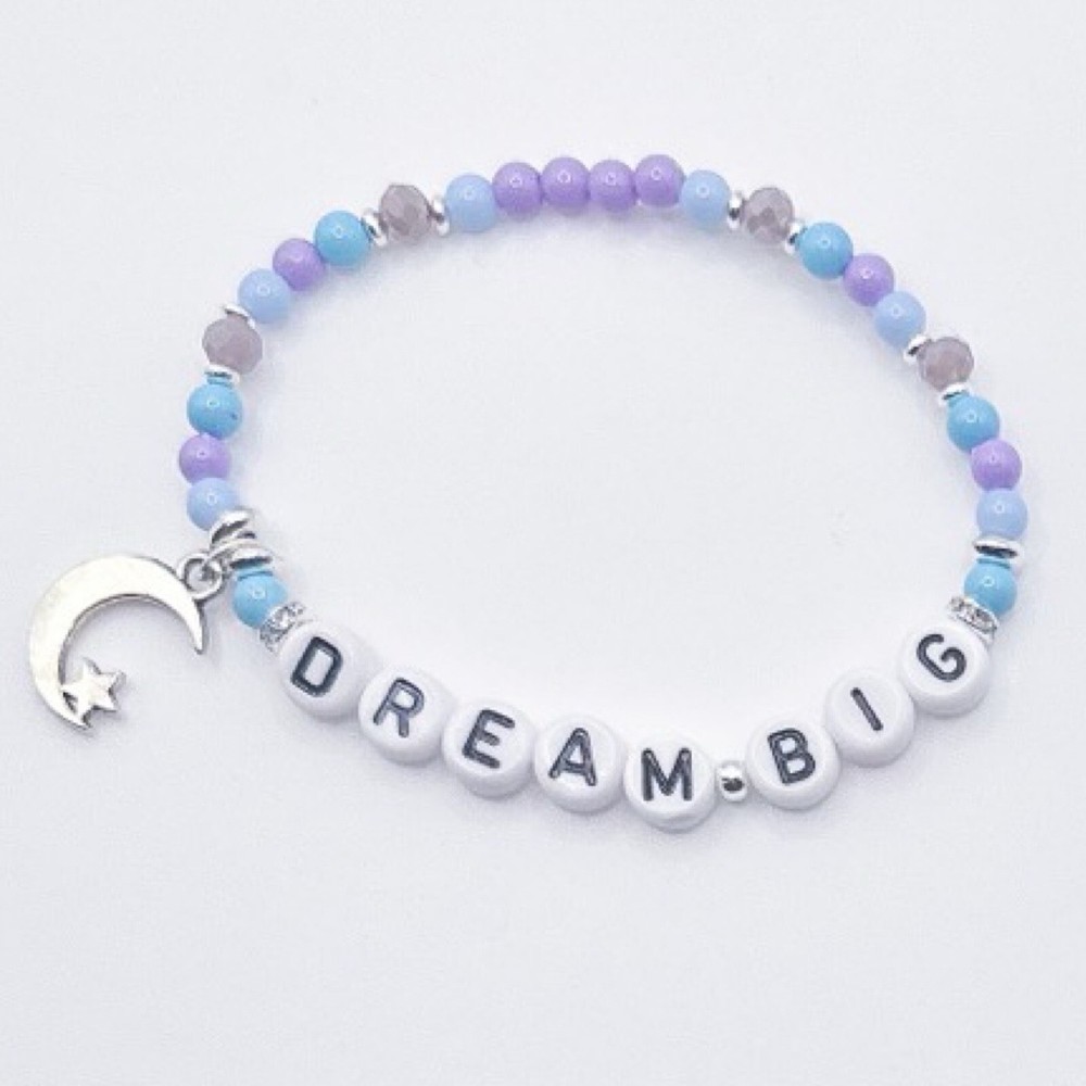 Dream Big Moon Charm Beaded Affirmation Bracelet for 2025  