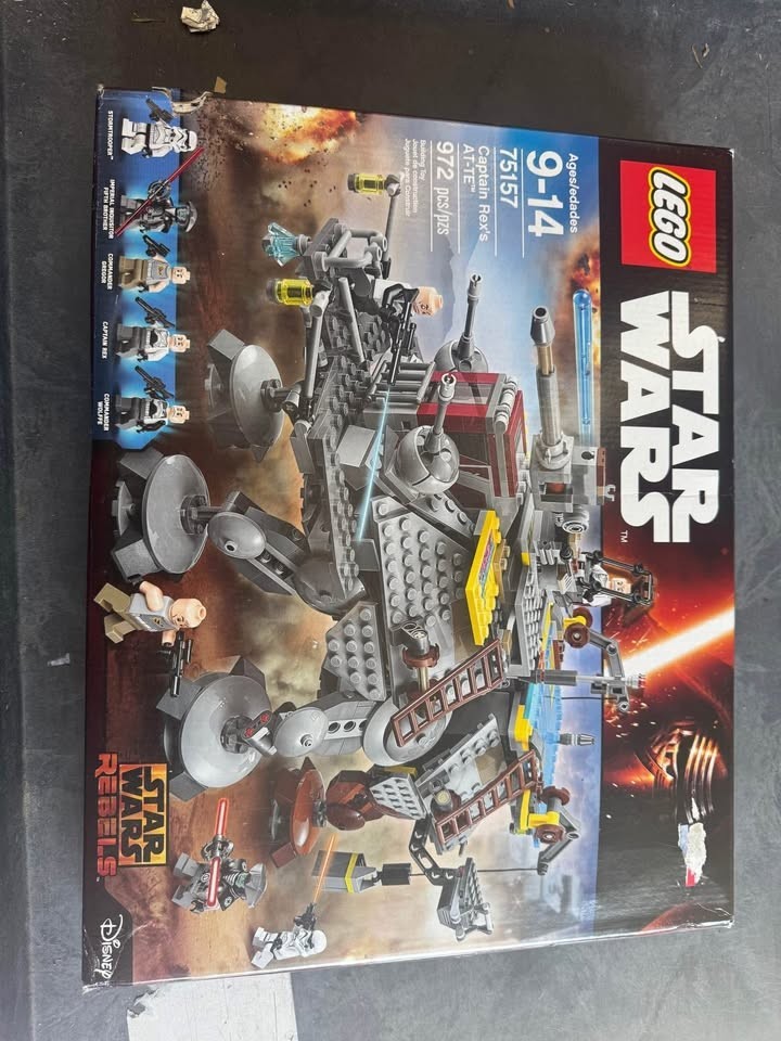LEGO Star Wars Captain Rex AT-TE Walker Set with Minifigures 75157 New