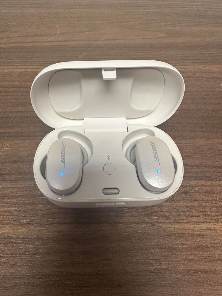 Bose QuietComfort Wireless Earbuds with Noise Cancellation and 7E Battery