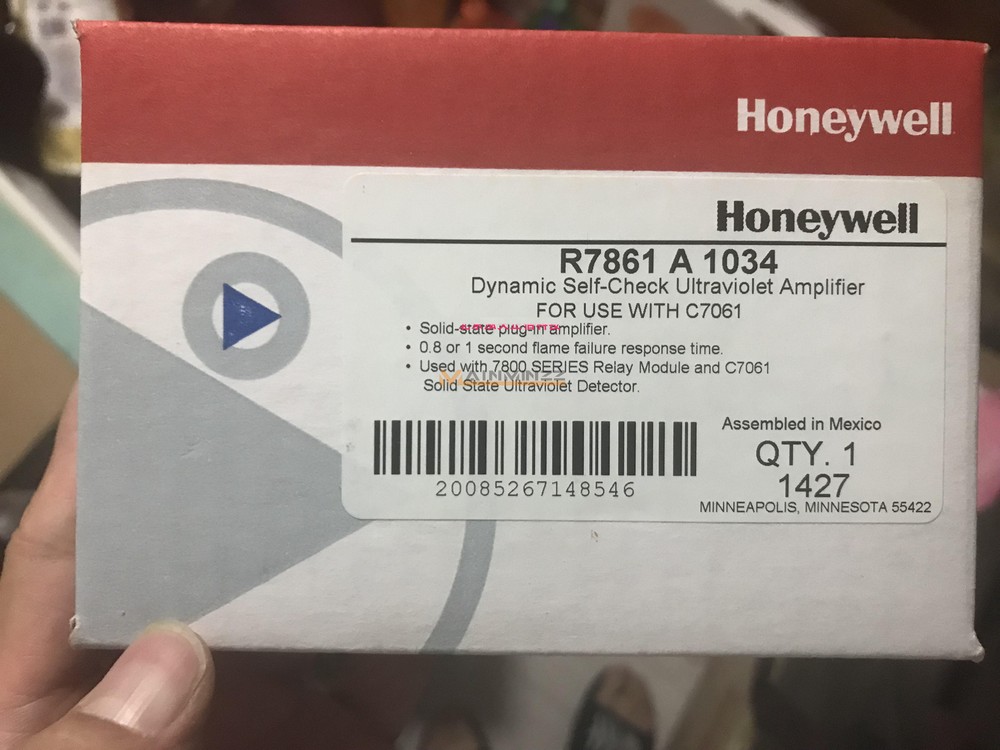 1PCS NEW R7861A 1034 R7861A1034 Honeywell Flame Amplifier R7861 A 1034