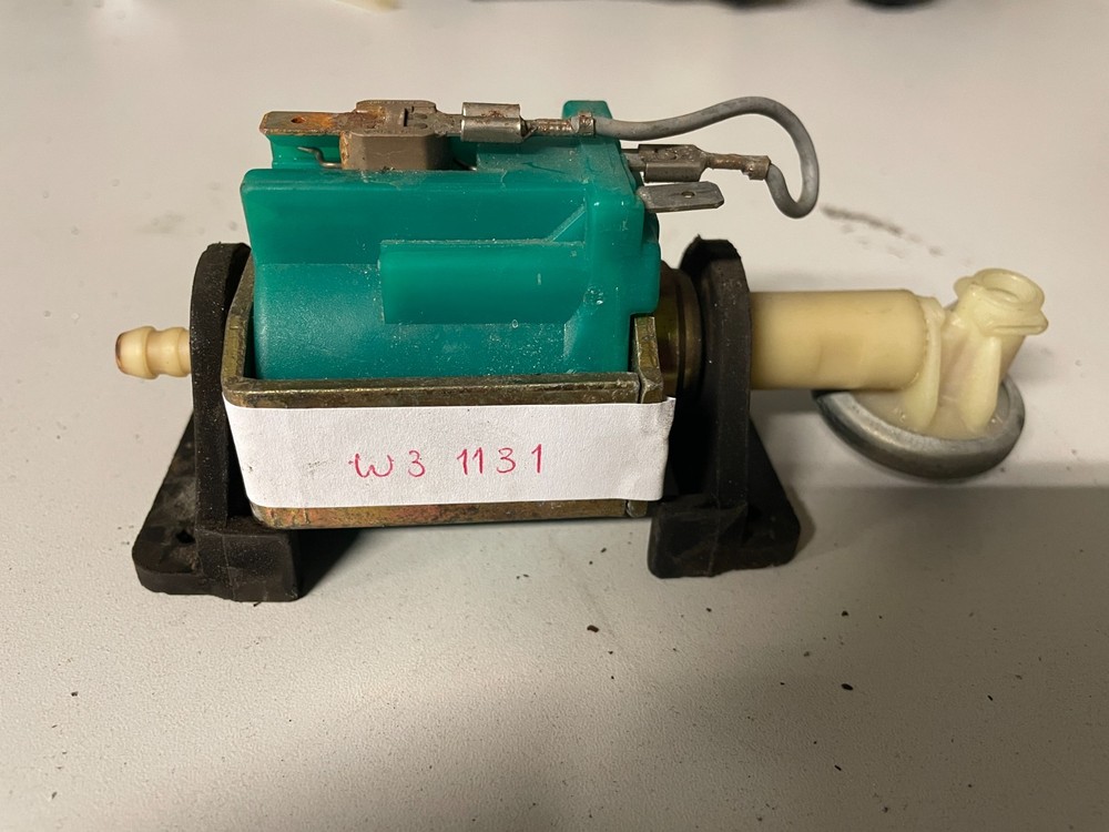 Water Pump for Franke Flair Coffee Machine Used (W3 1131)