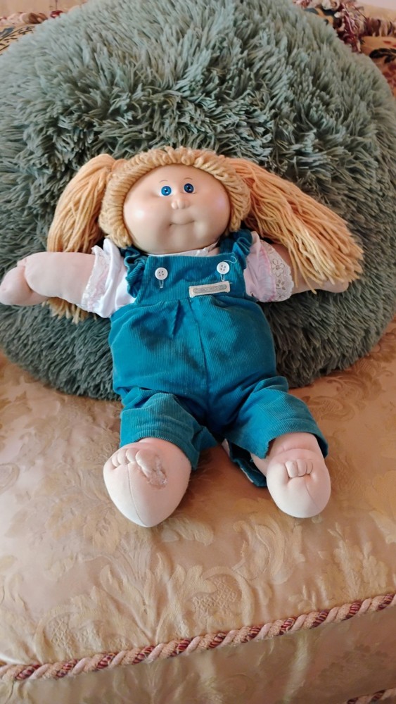 Vintage 1980s Cabbage Patch Kids Original Soft Body Doll  