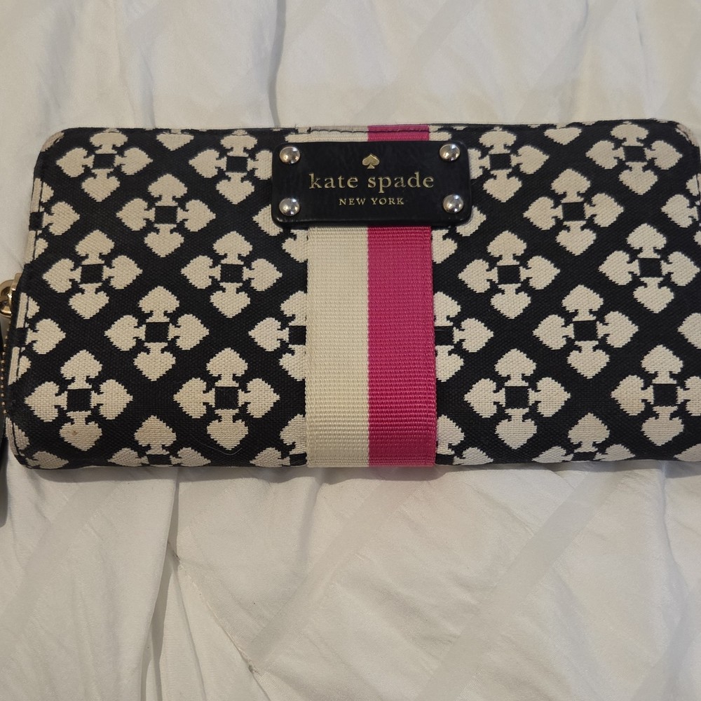 Kate Spade New York Black White Pink Women's Wallet Zip-Around Geometric Stripe